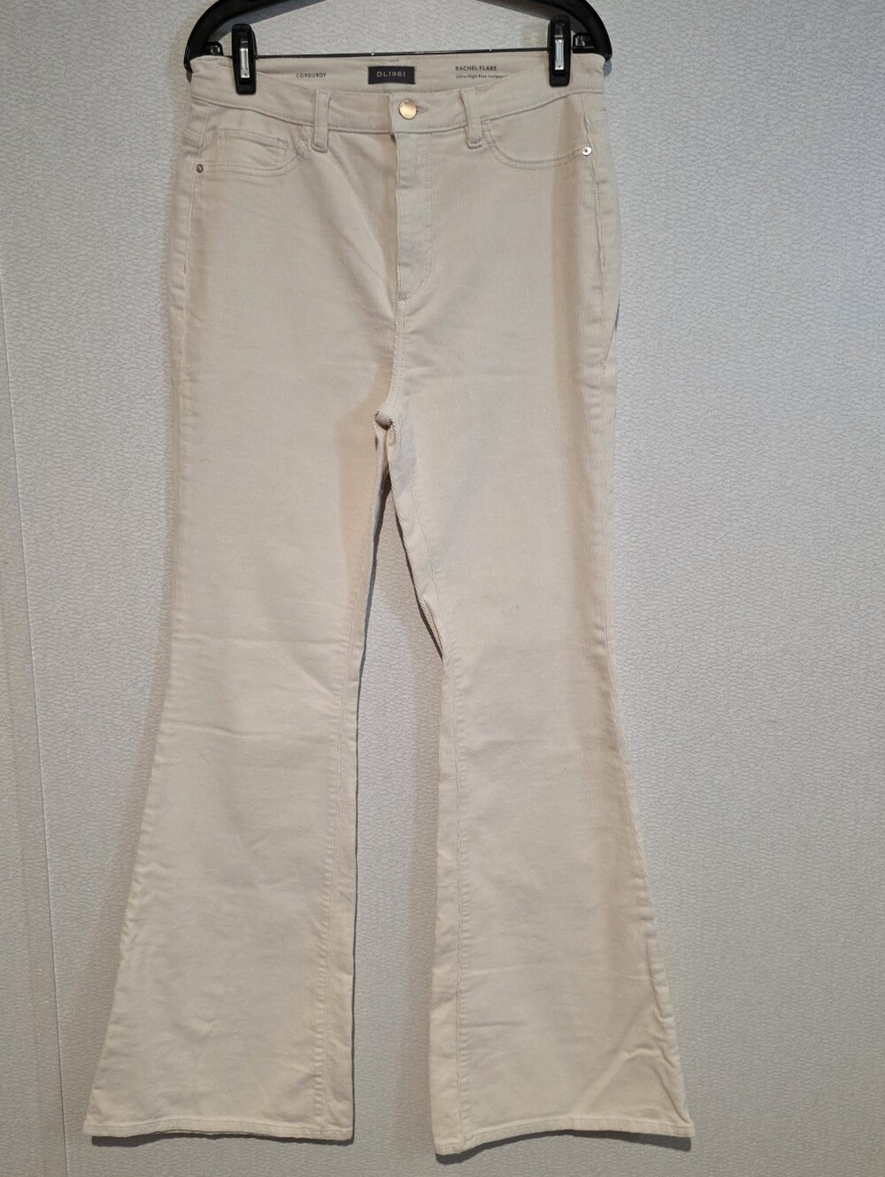 DL1961 Rachel Flare Ultra High Rise Corduroy Pants Size 30 Eggshell